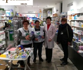 Volontarie in farmacia a Bagnatica