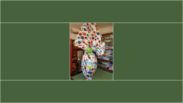 Mega uovo di Pasqua donato