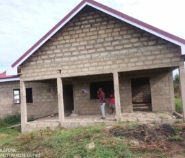 Casa accoglienza di Winneba 11 La costruzione della casa accoglienza